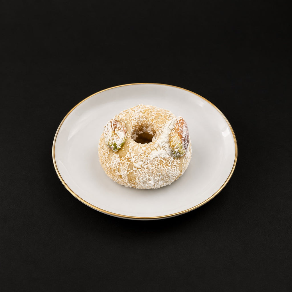 Kaak Anbar à la pièce, assiette en porcelaine à liseré doré