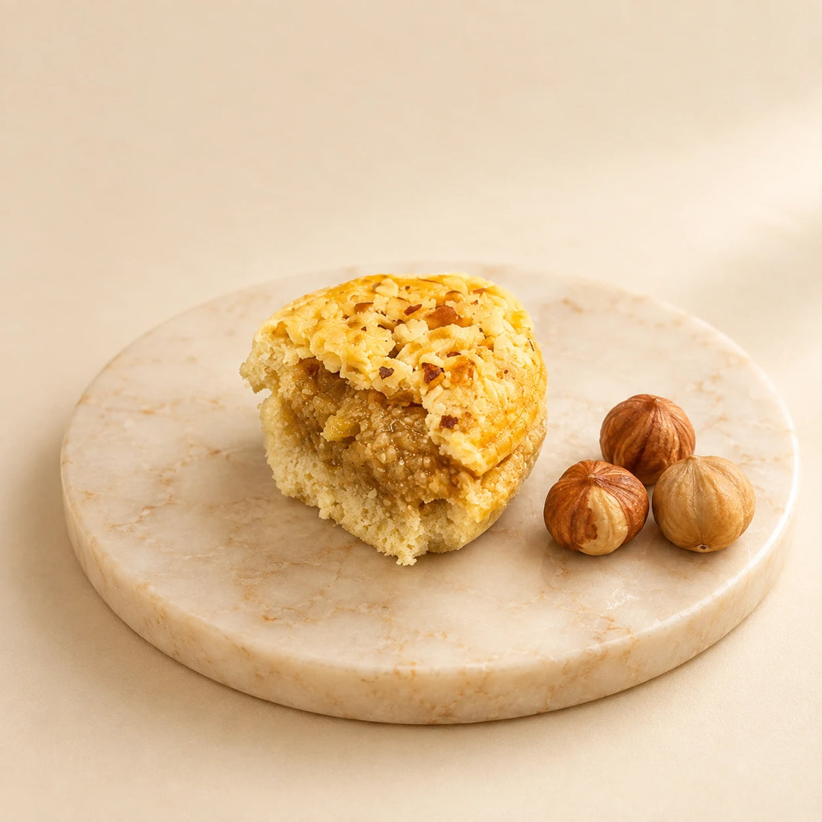 Zouza noisette entamé, farce fondante à la noisette